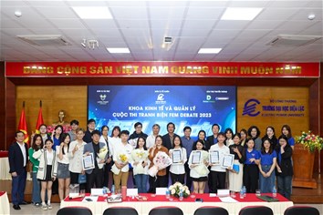 Cuộc thi Tranh biện FEM Debate 2023 với chủ đề "kinh tế xanh" thành công tốt đẹp