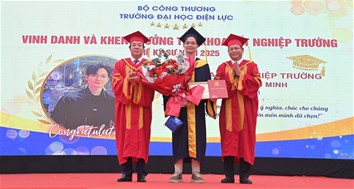 Tưng bừng tổ chức Lễ tốt nghiệp và trao bằng năm 2025
