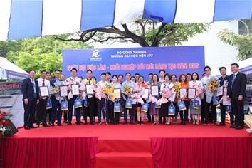 Sôi nổi các hoạt động tại “Ngày hội việc làm - Khởi nghiệp đổi mới sáng tạo năm 2024”