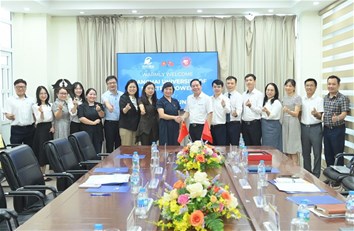 Thúc đẩy các chương trình hợp tác chiến lược với Trường Đại học Điện lực Thượng Hải