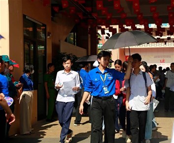 Tuổi trẻ Trường Đại học Điện lực đồng hành cùng sĩ tử trong chiến dịch tiếp sức mùa thi 2026