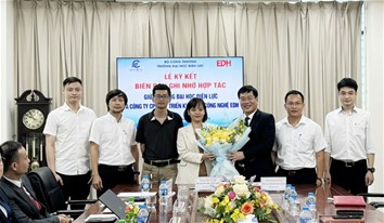 Lễ ký kết biên bản ghi nhớ hợp tác giữa Trường Đại học Điện lực và các doanh nghiệp