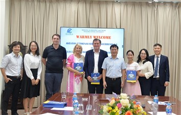 PGS.TS Nguyễn Lê Cường đón tiếp và làm việc với Tập đoàn Avestos – Cộng hòa Liên bang Đức