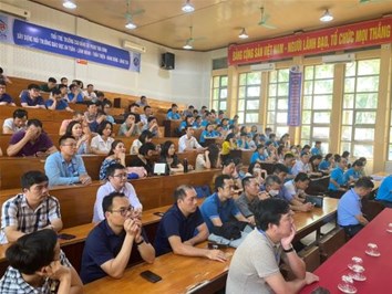 Hơn 60 cán bộ, giảng viên Trường Đại học Điện lực chính thức lên đường làm nhiệm vụ tại kỳ thi tốt nghiệp THPT 2022