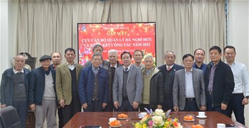 Trường Đại học Điện lực gặp mặt cán bộ quản lý hưu trí dịp Xuân Giáp Thìn