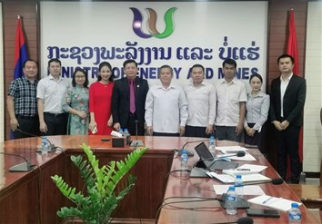 Trường Đại học Điện lực thăm và làm việc tại Bộ Năng lượng và Mỏ nước CHDCND Lào
