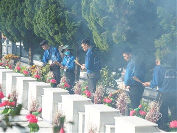 Nghĩa cử cao đẹp của thanh niên Trường Đại học Điện lực nhân dịp kỷ niệm 76 năm Ngày Thương binh - Liệt sĩ