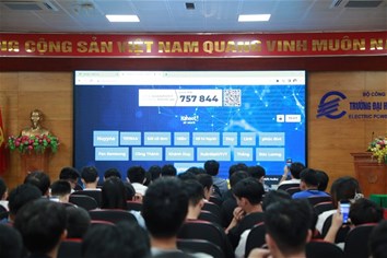 Thu hút sinh viên tại Hội thảo tuyển dụng Sam Sung