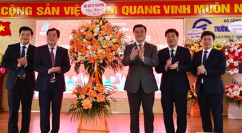 Công bố Quyết định công nhận Hội đồng trường và bổ nhiệm Chủ tịch Hội đồng trường Trường Đại học Điện lực