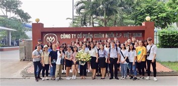 Tư vấn lựa chọn các ngành kinh tế tại Trường Đại học Điện lực