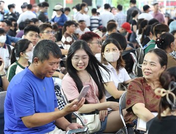Phụ huynh gửi gắm niềm tin vào EPU