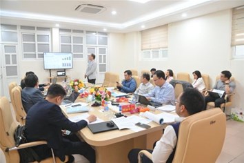 Lễ bảo vệ luận án tiến sĩ cấp cơ sở của nghiên cứu sinh Đặng Văn Bính